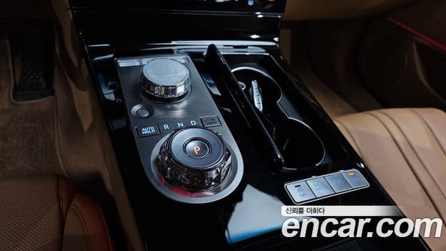 Genesis G80 (RG3) бензин 2.5 турбо AWD, 2025 9