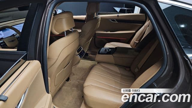 Genesis G80 (RG3) бензин 2.5 турбо AWD, 2025 12