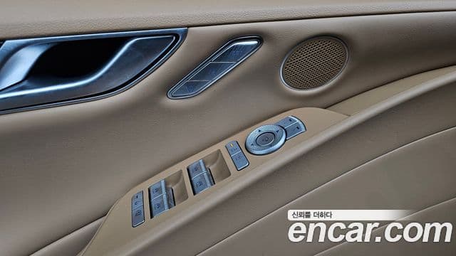 Genesis G80 (RG3) бензин 2.5 турбо AWD, 2025 18