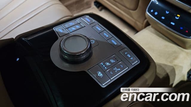 Genesis G80 (RG3) бензин 2.5 турбо AWD, 2025 19