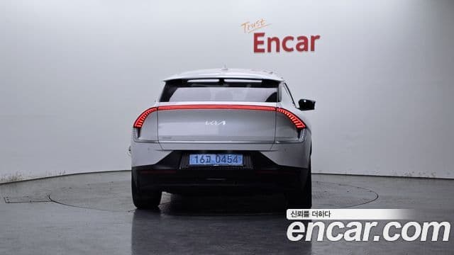 Kia EV6 Air, 2022 4