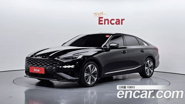 Kia K8 гибрид Signature, 2022 1