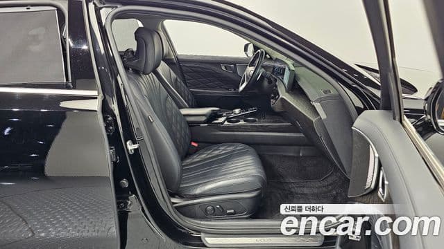 Kia K8 гибрид Signature, 2022 10