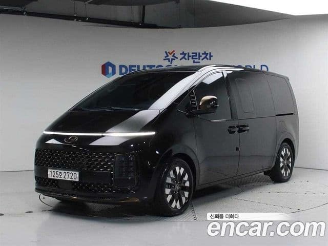 Hyundai Staria Inspiration, 2022 1