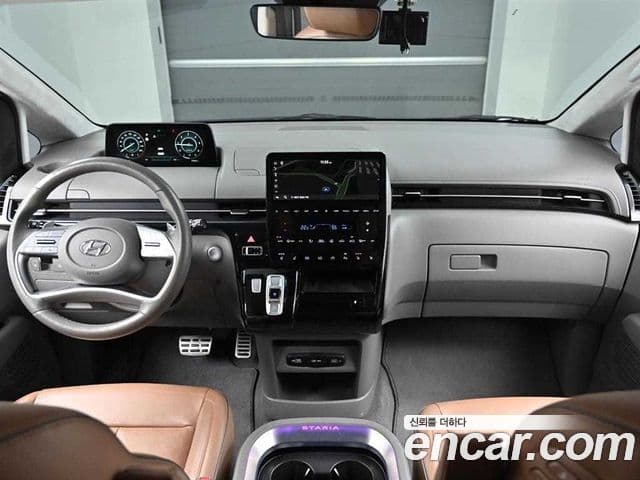 Hyundai Staria Inspiration, 2022 7