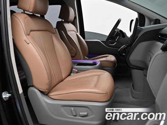 Hyundai Staria Inspiration, 2022 10