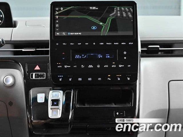 Hyundai Staria Inspiration, 2022 14