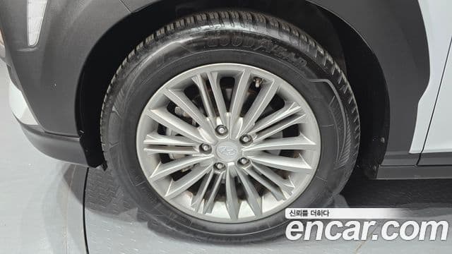 Hyundai Kona Modern Choice, 2020 все фото