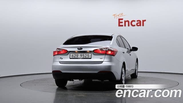 Kia K3 Deluxe, 2013 4