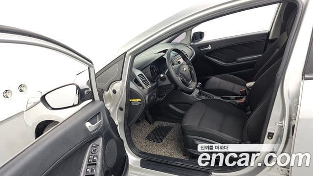 Kia K3 Deluxe, 2013 10