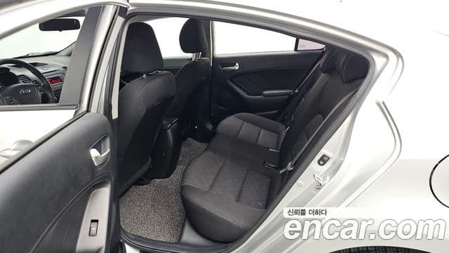 Kia K3 Deluxe, 2013 11