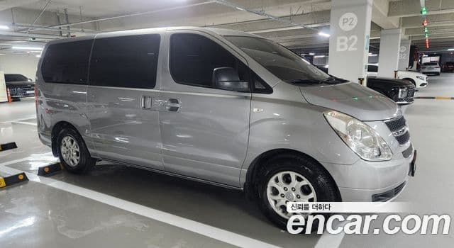 Hyundai Grand Starex CVX Deluxe, 2011 2