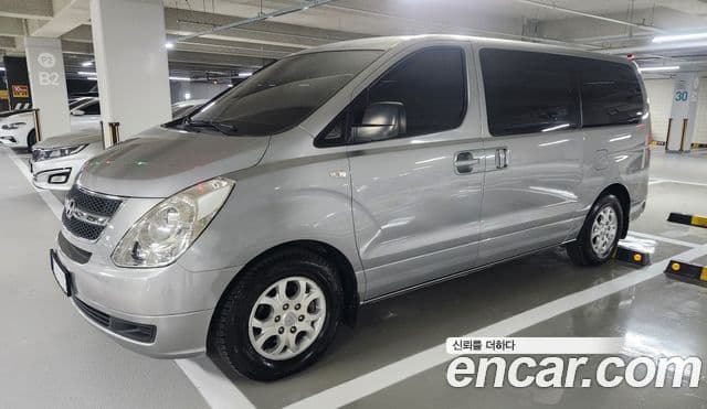 Hyundai Grand Starex CVX Deluxe, 2011 3