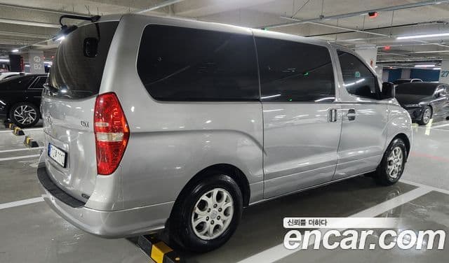 Hyundai Grand Starex CVX Deluxe, 2011 6