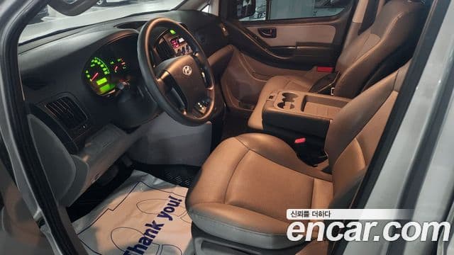 Hyundai Grand Starex CVX Deluxe, 2011 8