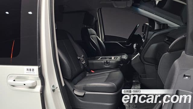 Hyundai Staria L3.5 инвалидная коляска / для коляски 리프트/슬로프, 2022 10