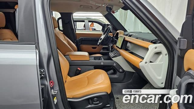 Land Rover Defender (L663) 110 D300 HSE, 2023 11