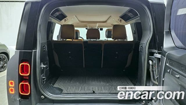 Land Rover Defender (L663) 110 D300 HSE, 2023 20