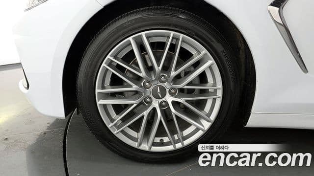 Genesis G70 Elite, 2019 все фото