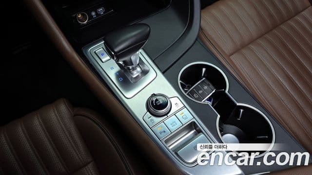 Genesis G70 Elite, 2019 9