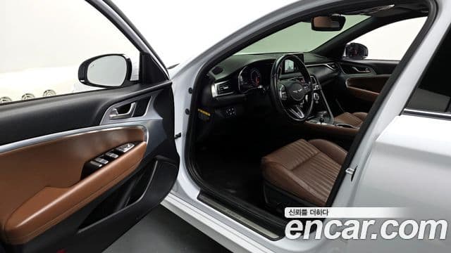 Genesis G70 Elite, 2019 10