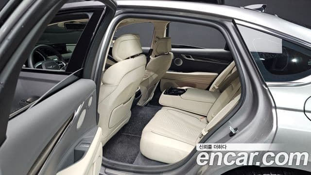 Genesis G80 (RG3) бензин 3.5 турбо AWD, 2023 12