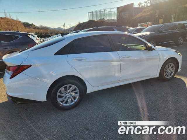 Hyundai Avante (CN7) Smart, 2022 4