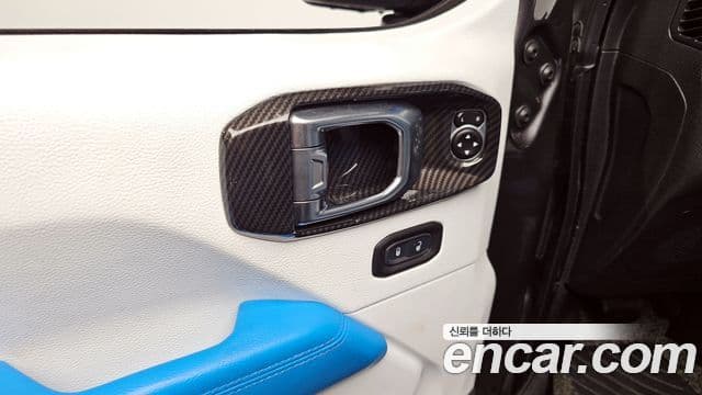 Jeep Wrangler (JL) 2.0 Rubicon 2도어, 2019 18