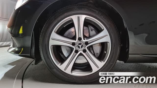 Mercedes-Benz E-класс W213 Avantgarde, 2018 все фото