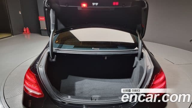 Mercedes-Benz E-класс W213 Avantgarde, 2018 20