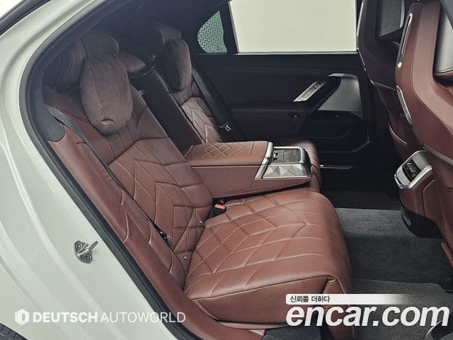 BMW 7시리즈 (G70) 740i sDrive Design Pure Excellence, 2023 12