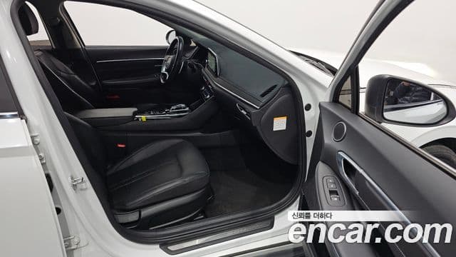 Hyundai Sonata гибрид (DN8) Premium Plus, 2022 10