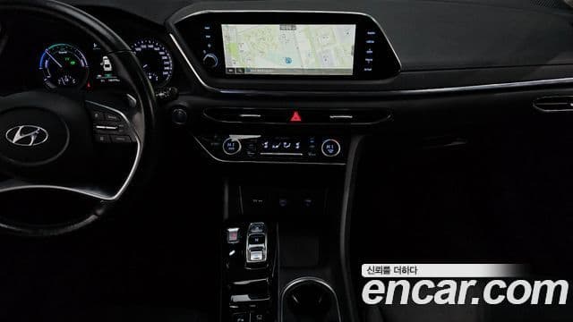 Hyundai Sonata гибрид (DN8) Premium Plus, 2022 14
