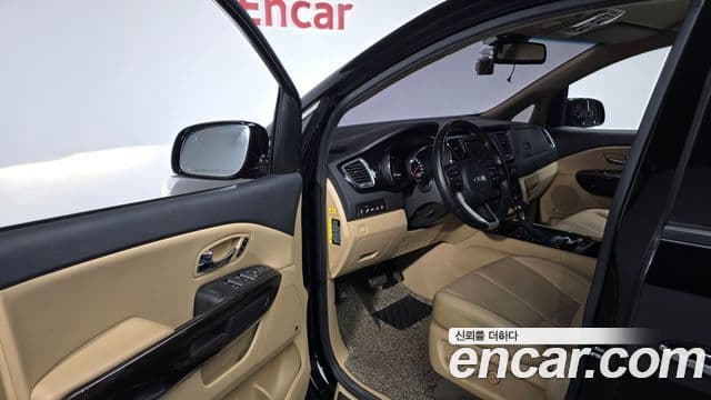 Kia All New Carnival President, 2018 12