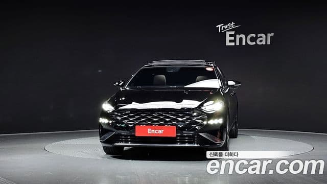 Kia K8 Signature, 2023 3