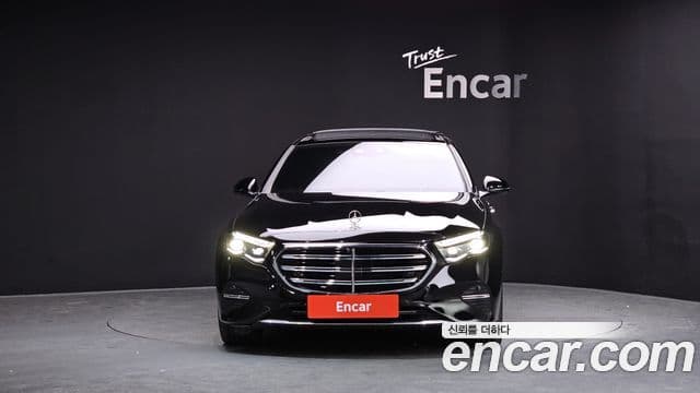Mercedes-Benz E-класс W214 Exclusive, 2024 3