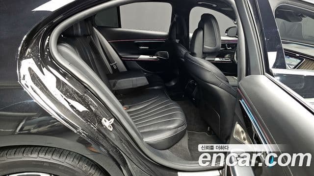 Mercedes-Benz E-класс W214 Exclusive, 2024 12