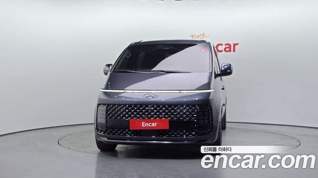 Hyundai Staria Inspiration, 2023 3