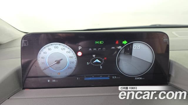 Hyundai Staria Inspiration, 2023 8