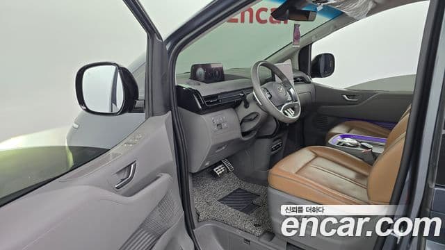Hyundai Staria Inspiration, 2023 10