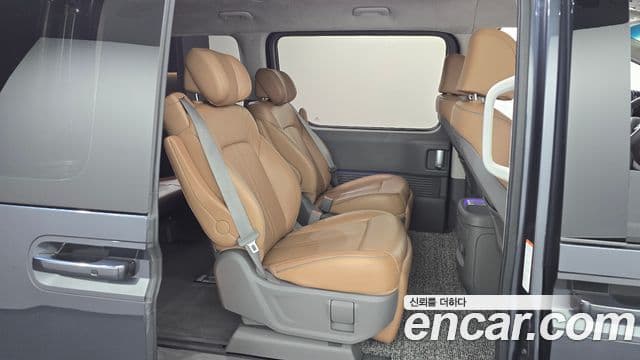 Hyundai Staria Inspiration, 2023 12