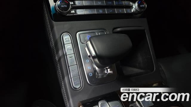 Genesis G90 Premium Luxury, 2019 9