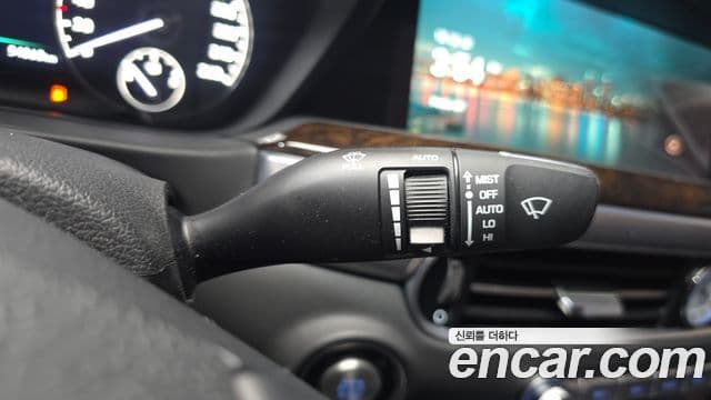 Genesis G90 Premium Luxury, 2019 16