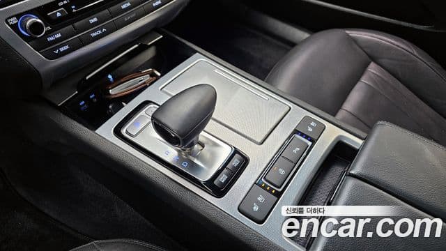 Genesis G80 Luxury, 2017 9