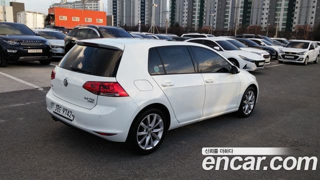 Volkswagen Гольф 7세대, 2015 7