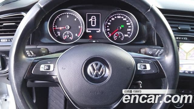 Volkswagen Гольф 7세대, 2015 19