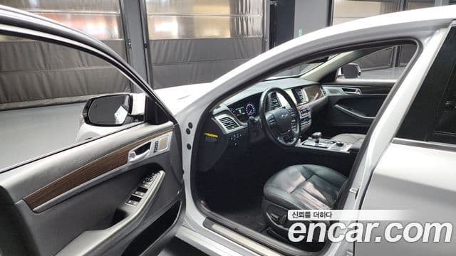 Genesis G80 Premium Luxury, 2018 10