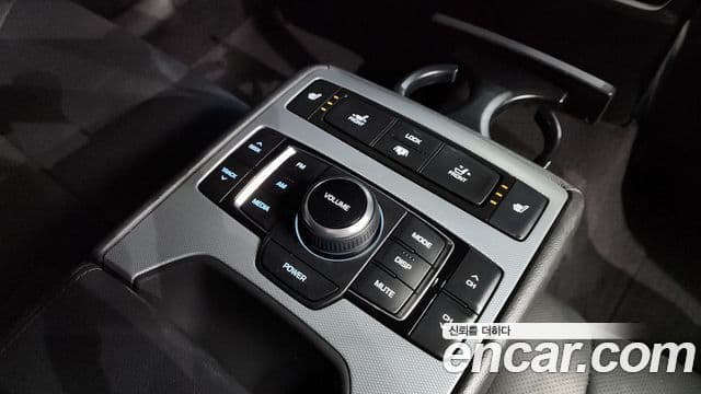 Genesis G80 Premium Luxury, 2018 19