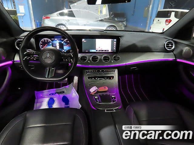 Mercedes-Benz E-класс W213 AMG Line, 2022 все фото