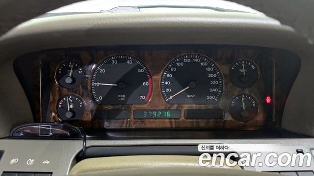 Jaguar XJ-6 X300, 1996 8